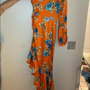 Over the shoulder ruffle Asymmetrical dress